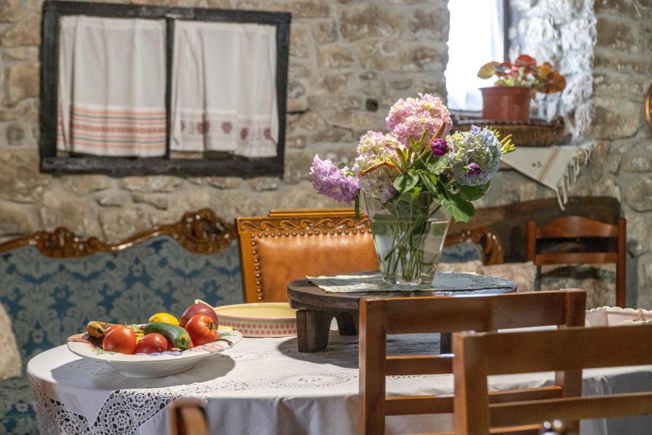 Bujtina Kodiket Guesthouse Берат Екстериор снимка