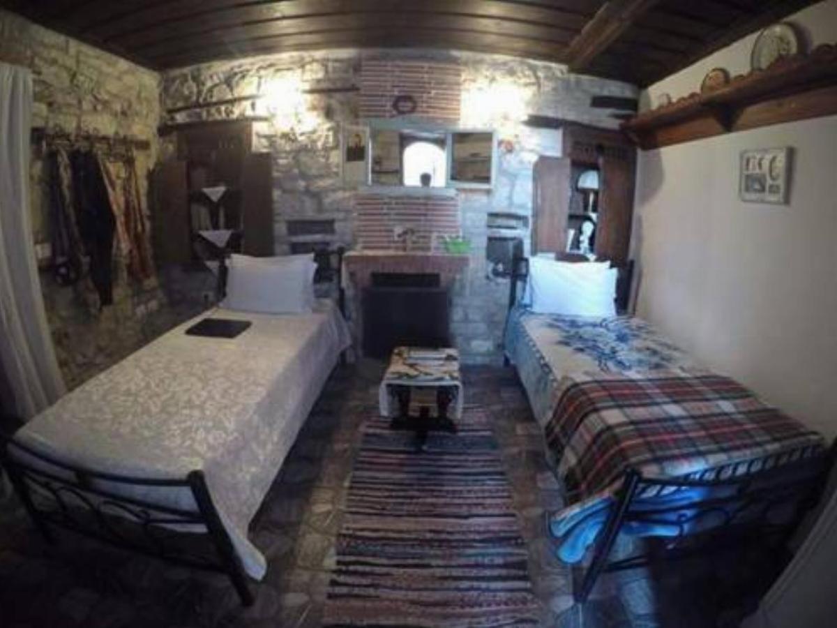 Bujtina Kodiket Guesthouse Берат Екстериор снимка