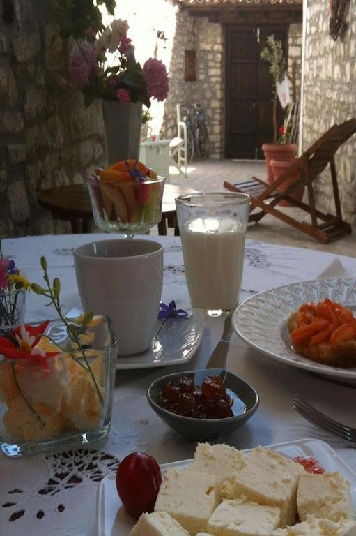 Bujtina Kodiket Guesthouse Берат Екстериор снимка